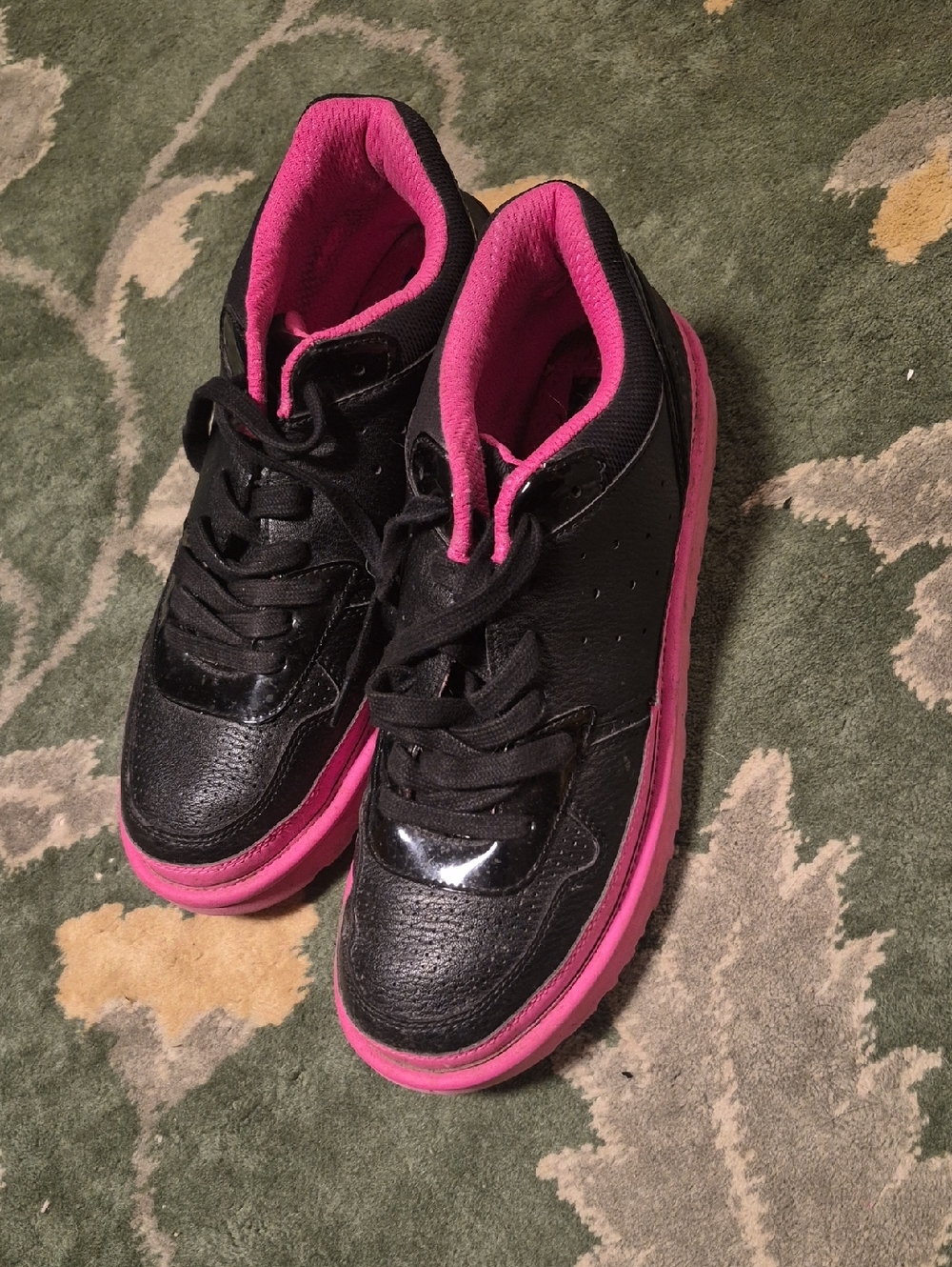 UGG Black and Pink Men's Sneakers